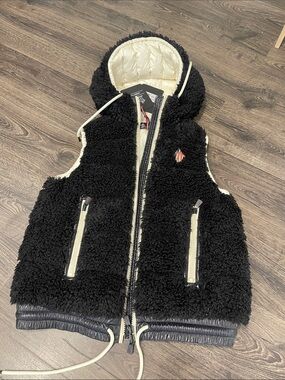 Authentic Moncler Gilet Black Teddy Puffer Vest
